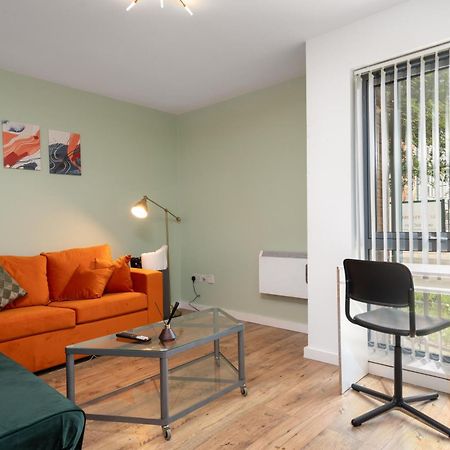 Free Parking - Immaculate 1Bd Flat - Salford Quays Apartment Manchester Luaran gambar
